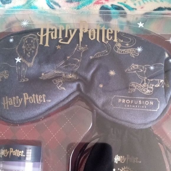 Profusion Cosmetics Harry Potter Lip Mask Set - Picture 5 of 10
